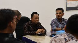 Plt Kepala DKP Kota Makassar Kunjungan Kerja ke Kecamatan Ujung Pandang, Bahas Longwis dan Penyaluran Bibit Cabai
