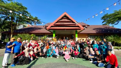 Meriah! Senam Kesegaran Jasmani di Halaman Kantor Kecamatan Panakkukang