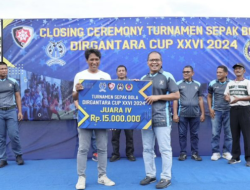 Danny Pomanto Nonton Babak Final Dirgantara Cup XXVI