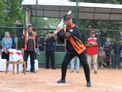 Pjs Wali Kota Makassar Resmi Buka Kejuaraan Softball Cup Tingkat Pelajar SMP