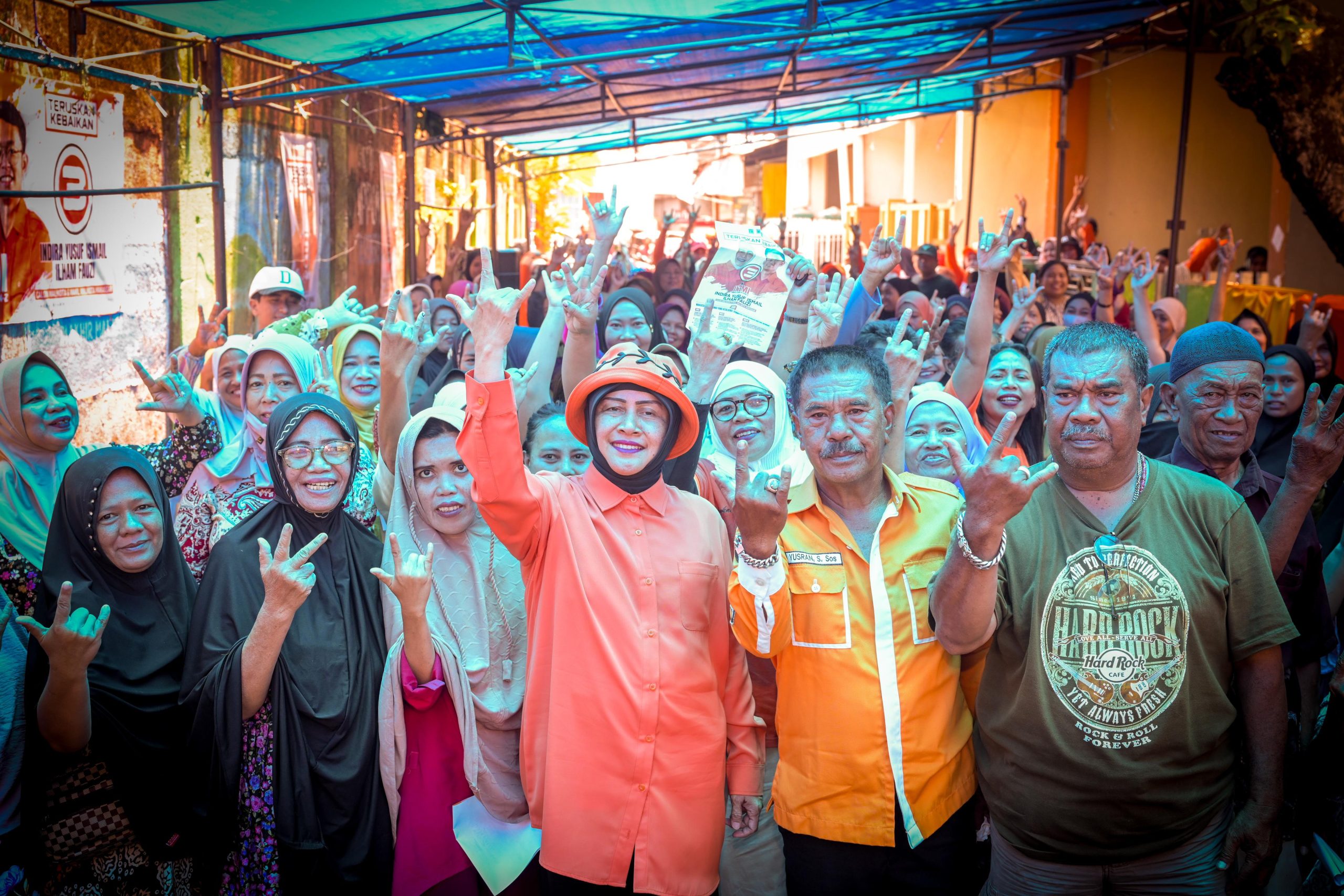 Ratusan warga Rappokalling menghadiri kampanye dialogis calon Wali Kota Makassar, Indira Yusuf Ismail