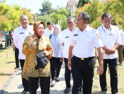 Tuan Rumah Forum ASEAN, Danny Pomanto Dampingi Mensos Tri Rismaharini Tinjau Sentra Wirajaya Makassar