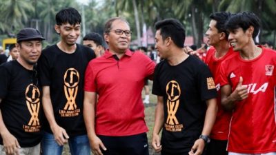 Danny Pomanto Buka Turnamen Liga Anak Desa Sulsel di Selayar