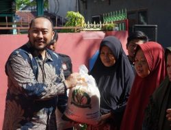 Camat Panakkukang Dampingi Wali Kota Makassar Lepas Bantuan Pangan Beras
