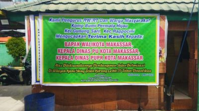 Warga BPH Pasang Spanduk Ucapan Terima Kasih ke Dinas PU dan Wali Kota Makassar