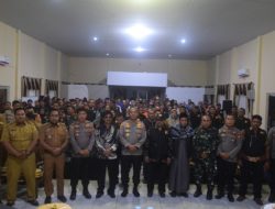 Kapolrestabes Makassar Silaturahmi di Kantor Camat Manggala