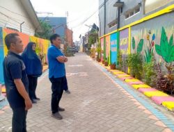 Camat Makassar Akbar Yusuf Tinjau Lorong Wisata Kelurahan Maricaya