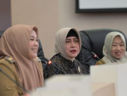 Dampingi Fatmawati Rusdi, Indira Yusuf Ismail Ikuti Rapat Persiapan Rakernas APEKSI